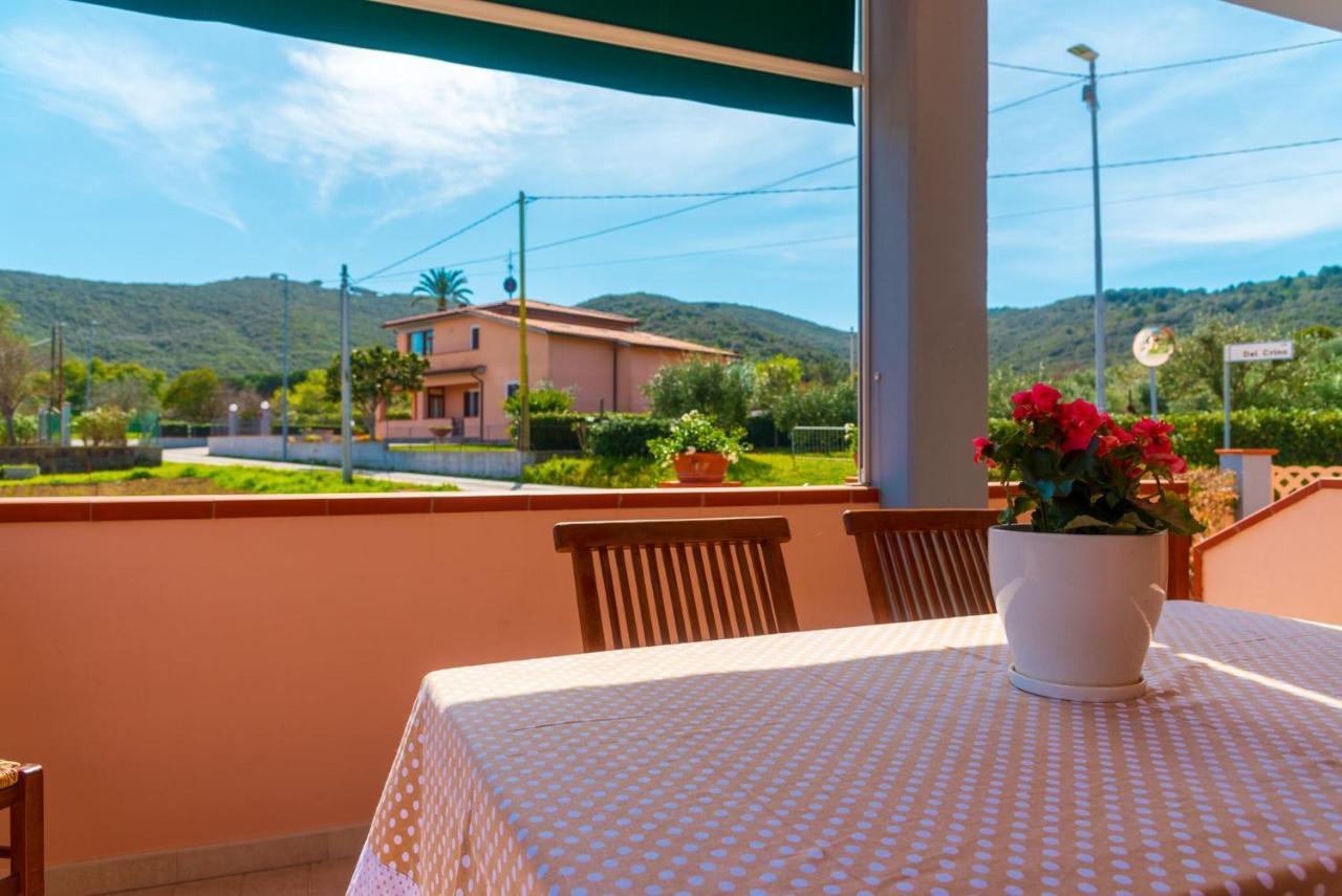 Appartamento Passeggiata Al Mare Marina di Campo Bagian luar foto